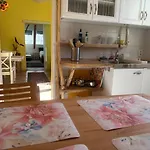 بيت شباب Artharmony & *