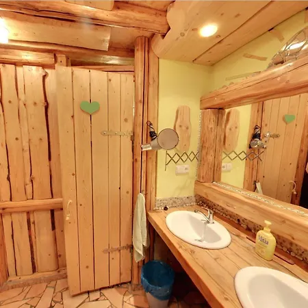 Hostel Artharmony &