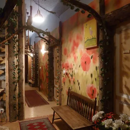 بيت شباب Artharmony & براغ