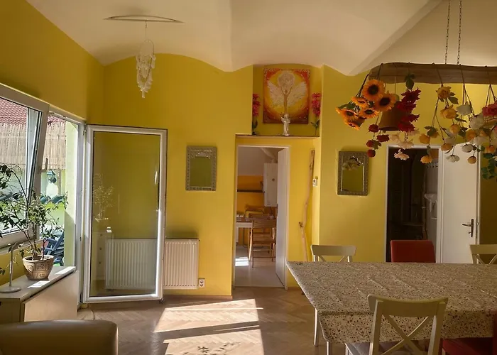 Auberge de jeunesse Artharmony & *