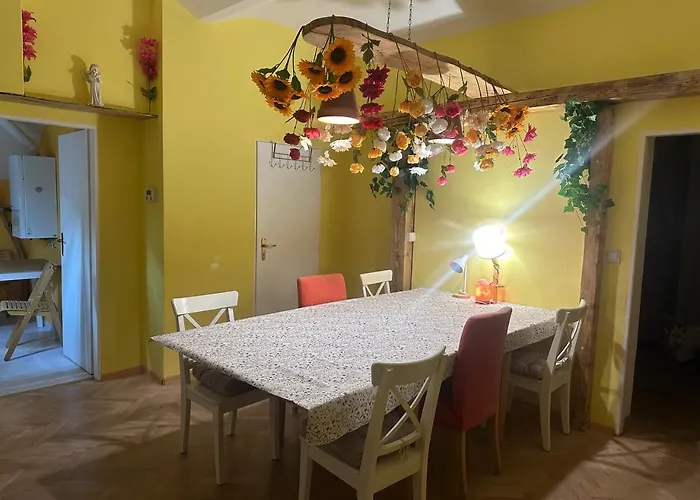 Hostel Artharmony & *