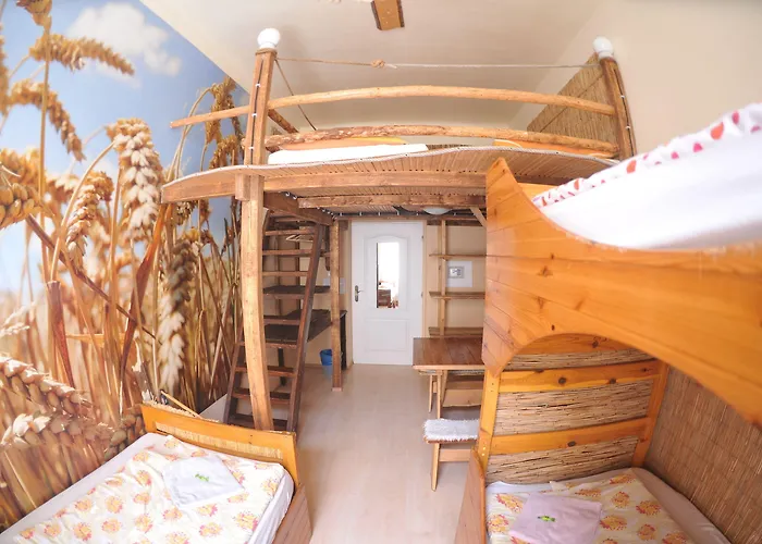 Artharmony & Albergue